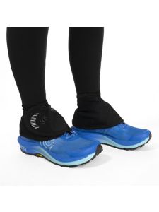 Topo Switchback Gaiter in Black in Black